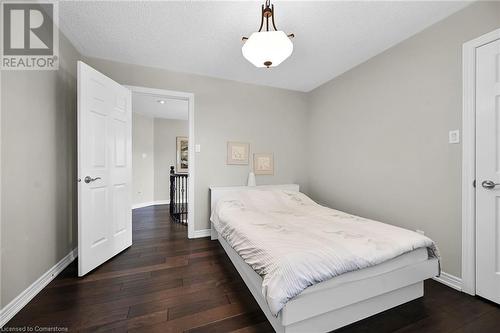 1151 Lockhart Road, Burlington, ON - Indoor Photo Showing Bedroom