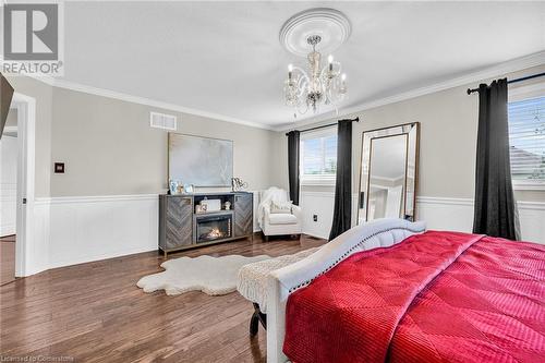 20 Lampman Drive, Hamilton, ON - Indoor Photo Showing Bedroom