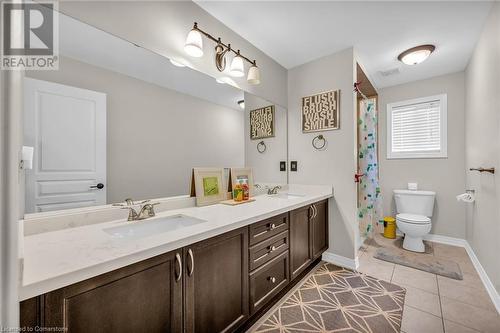 20 Lampman Drive, Hamilton, ON - Indoor Photo Showing Bathroom