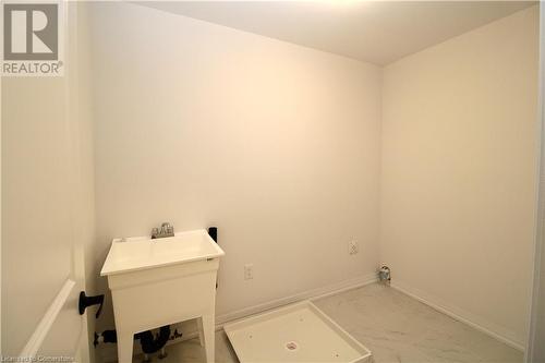 36 Holder Drive, Brantford, ON - Indoor Photo Showing Other Room