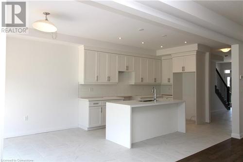 36 Holder Drive, Brantford, ON - Indoor Photo Showing Kitchen