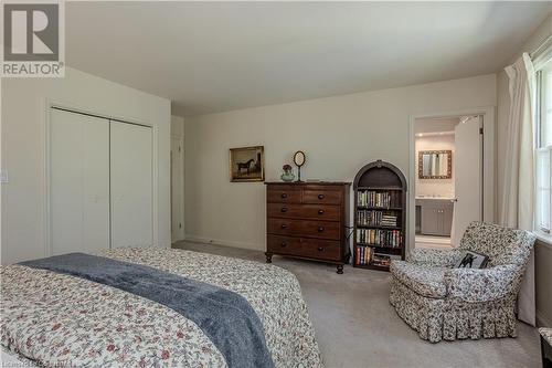 2142 Side Road 1, Burlington, ON - Indoor Photo Showing Bedroom