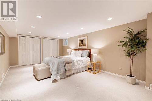 306 Oakwood Court, Burlington, ON - Indoor Photo Showing Bedroom