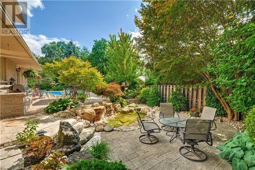 306 Oakwood Court, Burlington, ON - Outdoor