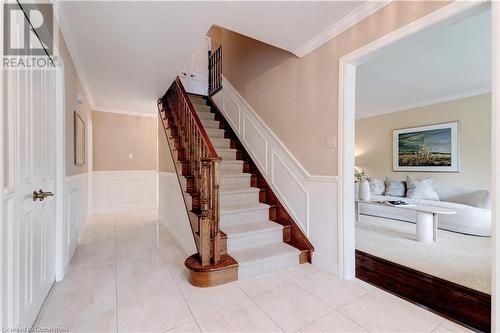 306 Oakwood Court, Burlington, ON - Indoor Photo Showing Other Room