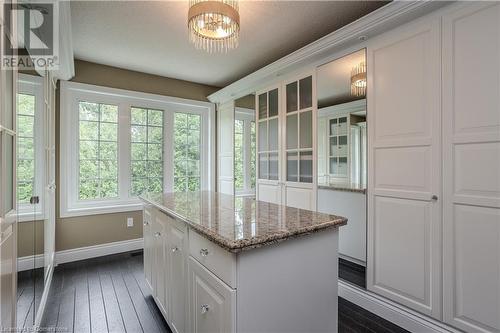 4016 Lantern Lane, Burlington, ON - Indoor