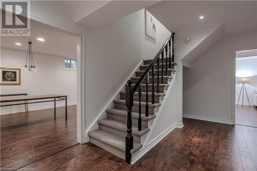 4016 Lantern Lane, Burlington, ON - Indoor Photo Showing Other Room