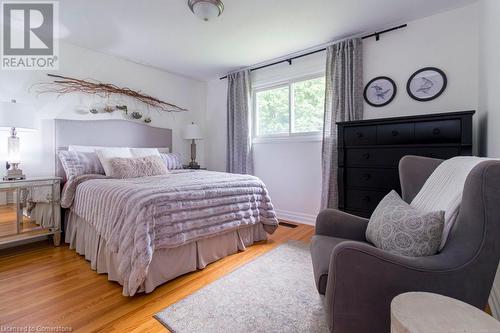 291 Appleby Road, Hamilton, ON - Indoor Photo Showing Bedroom