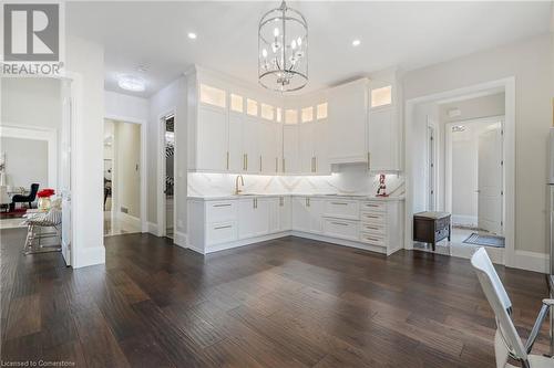 47 Tews Lane, Dundas, ON - Indoor Photo Showing Kitchen