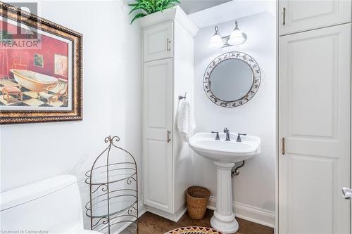 4173 Corrine Court, Burlington, ON - Indoor Photo Showing Bathroom