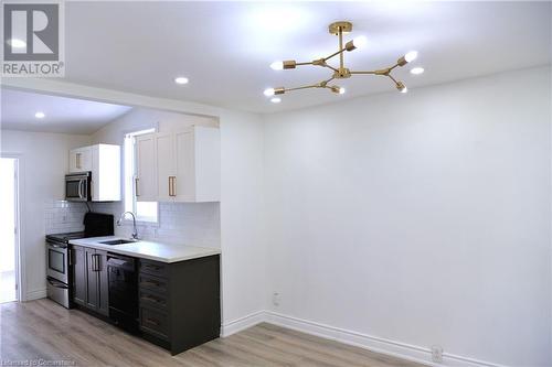 248 Fairfield Avenue, Hamilton, ON - Indoor Photo Showing Kitchen