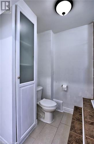 248 Fairfield Avenue, Hamilton, ON - Indoor Photo Showing Bathroom