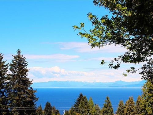 5524 Cliffside Rd, Nanaimo, BC 