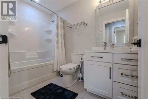 659 James Street, Delhi, ON - Indoor Photo Showing Bathroom