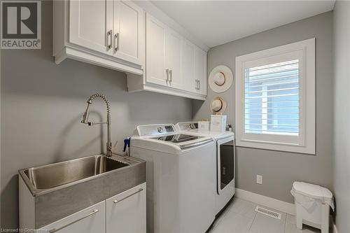 659 James Street, Delhi, ON - Indoor Photo Showing Laundry Room