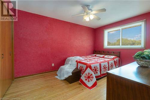 679 Niagara Street N, Welland, ON - Indoor Photo Showing Bedroom