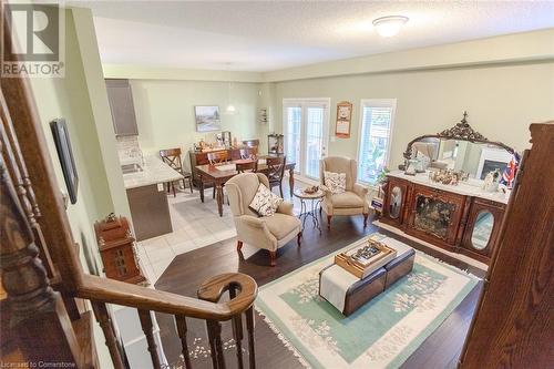 20 Springstead Avenue, Hamilton, ON - Indoor Photo Showing Living Room