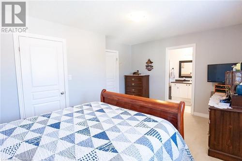 20 Springstead Avenue, Hamilton, ON - Indoor Photo Showing Bedroom