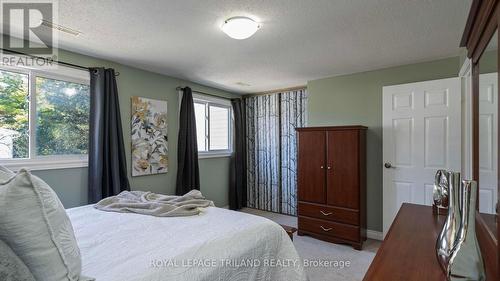 56 - 166 Southdale Road W, London, ON - Indoor Photo Showing Bedroom