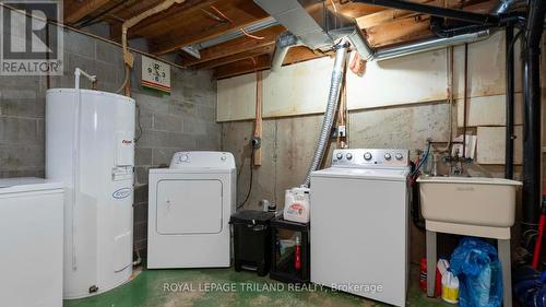 56 - 166 Southdale Road W, London, ON - Indoor Photo Showing Laundry Room