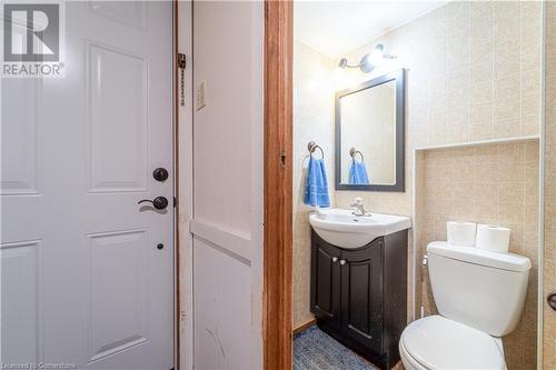 511 Briarhill Avenue, London, ON - Indoor Photo Showing Bathroom