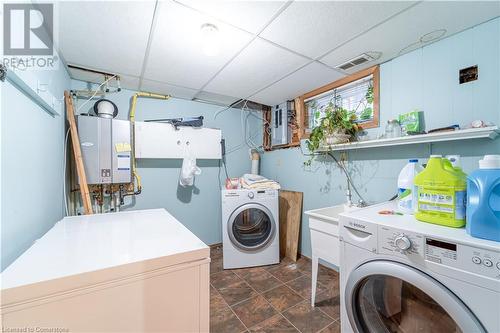 511 Briarhill Avenue, London, ON - Indoor Photo Showing Laundry Room