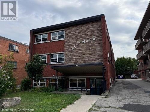 1250 Fennell Avenue E Unit# 4, Hamilton, ON - Outdoor