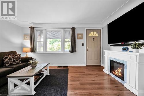 9127 Twenty Road, Glanbrook, ON - Indoor Photo Showing Living Room With Fireplace