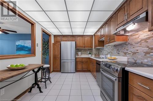 99 Donn Avenue Unit# 705, Stoney Creek, ON - Indoor Photo Showing Kitchen With Stainless Steel Kitchen