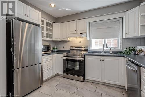 2057 Grovetree Lane, Burlington, ON - Indoor Photo Showing Kitchen With Stainless Steel Kitchen With Double Sink