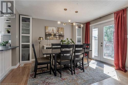 2057 Grovetree Lane, Burlington, ON - Indoor Photo Showing Dining Room