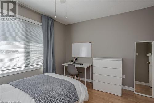 2057 Grovetree Lane, Burlington, ON - Indoor Photo Showing Bedroom