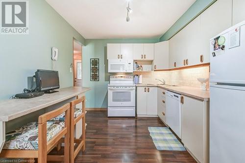 469 Woodview Road Unit# 3, Burlington, ON - Indoor Photo Showing Kitchen