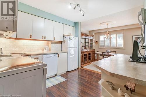 469 Woodview Road Unit# 3, Burlington, ON - Indoor Photo Showing Kitchen