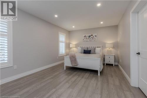 345 Prince'S Street, Fergus, ON - Indoor Photo Showing Bedroom