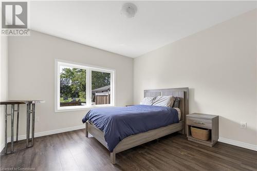 Primary Bedroom - 49 Dennis Drive, Smithville, ON - Indoor Photo Showing Bedroom