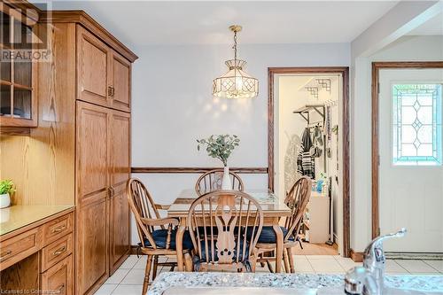 100 Quigley Road Unit# 41, Hamilton, ON - Indoor Photo Showing Dining Room