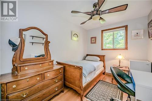 100 Quigley Road Unit# 41, Hamilton, ON - Indoor Photo Showing Bedroom