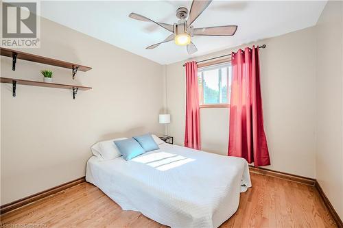 100 Quigley Road Unit# 41, Hamilton, ON - Indoor Photo Showing Bedroom