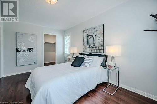 2206 Birchleaf Lane, Burlington, ON - Indoor Photo Showing Bedroom