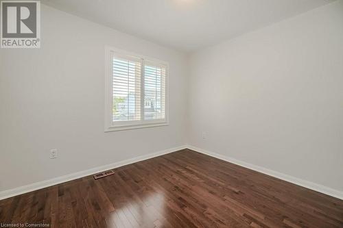 2206 Birchleaf Lane, Burlington, ON - Indoor Photo Showing Other Room