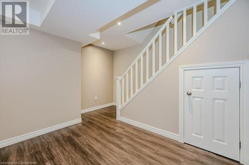 2206 Birchleaf Lane, Burlington, ON - Indoor Photo Showing Other Room