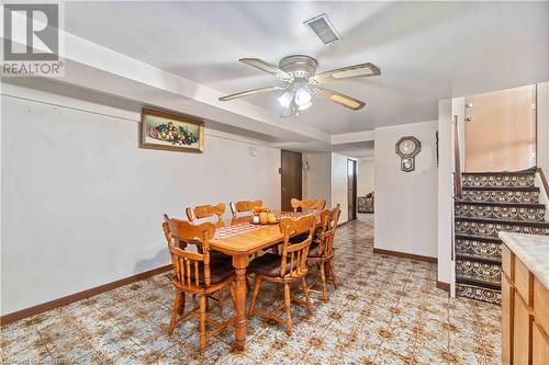 178 San Remo Drive, Hamilton, ON - Indoor Photo Showing Dining Room