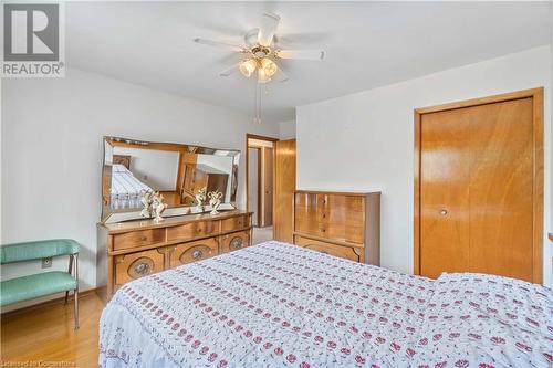 178 San Remo Drive, Hamilton, ON - Indoor Photo Showing Bedroom