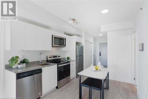 3210 Dakota Common Unit# A601, Burlington, ON - Indoor Photo Showing Kitchen With Stainless Steel Kitchen