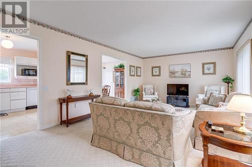 10 Silverbirch Boulevard, Mount Hope, ON - Indoor Photo Showing Living Room With Fireplace