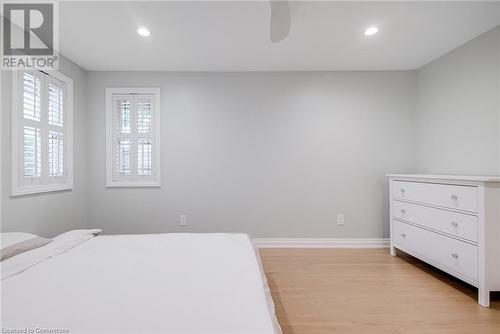 Primary bedroom - 313 Silvana Crescent, Burlington, ON - Indoor Photo Showing Bedroom