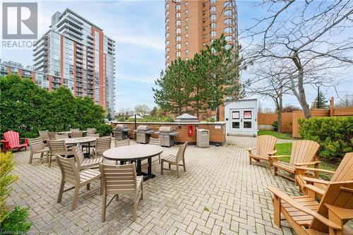 1270 Maple Crossing Boulevard Unit# 204, Burlington, ON - Outdoor