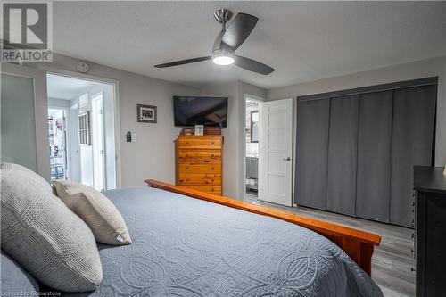 2070 Brant Street Unit# 3, Burlington, ON - Indoor Photo Showing Bedroom