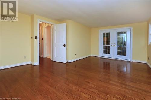 1928 Four Seasons Drive, Burlington, ON - Indoor Photo Showing Other Room